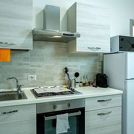 Casa Pico-central, Warm With Netflix Szálloda 4*